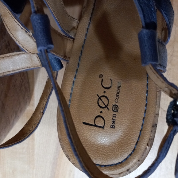 BOC Smokey Blue Platform Sandals - Picture 5 of 5